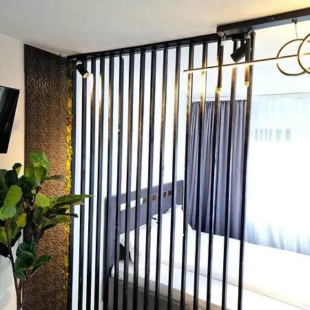Aparthotel Azzur 3*
