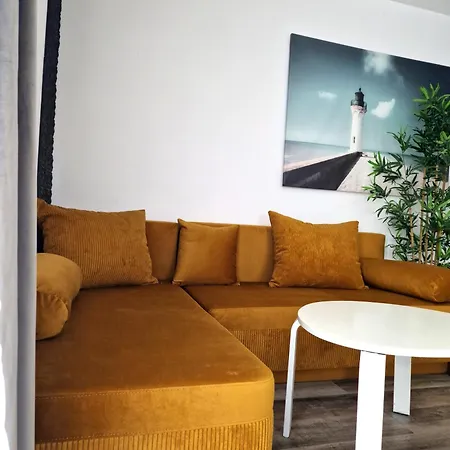 Aparthotel Azzur 3*