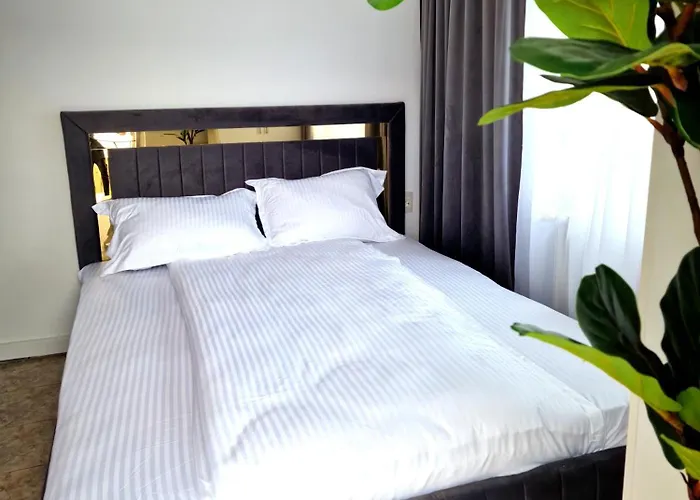 Hotel de apartamente Azzur 3*